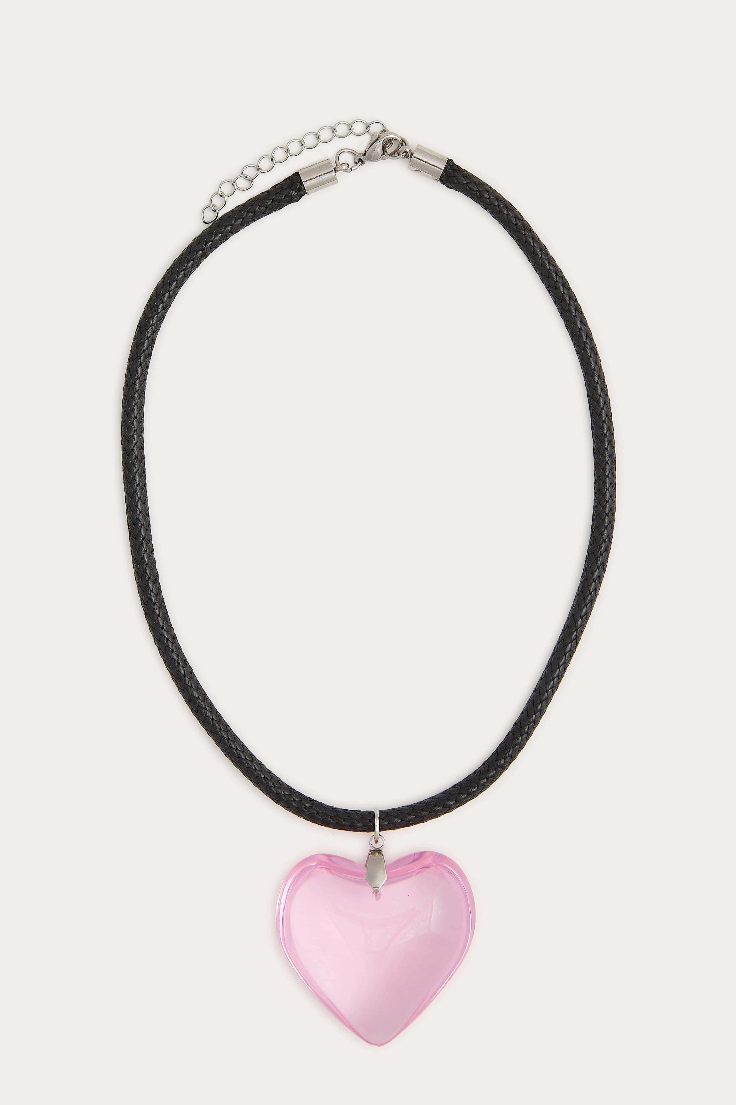 Lucy Choker